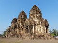 Lopburi P0569 Phra Prang Sanyod